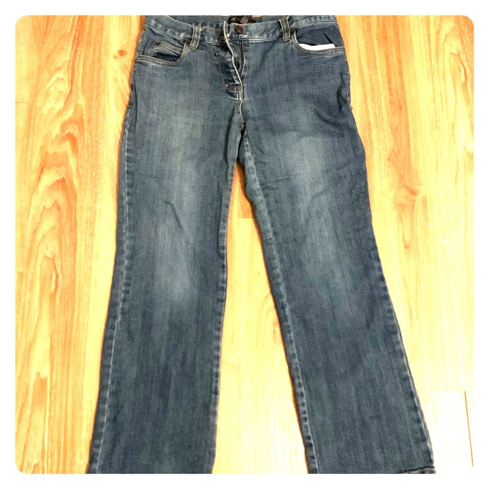 INC international Dark wash jeans size 6